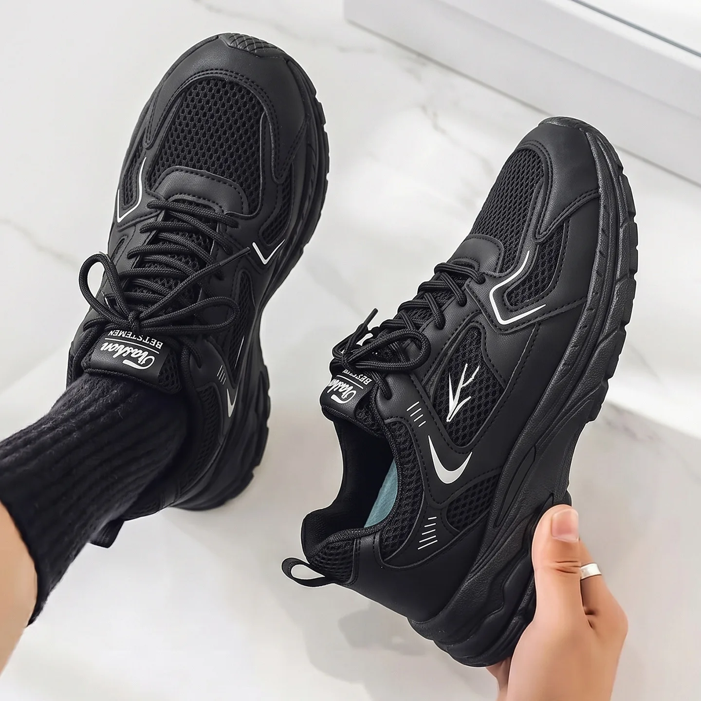 Men's Autumn Fashionable Versatile Comfortable Casual Shoes Leather Mesh Splicing Breathable Soft Sole Lightweight Running Shoes