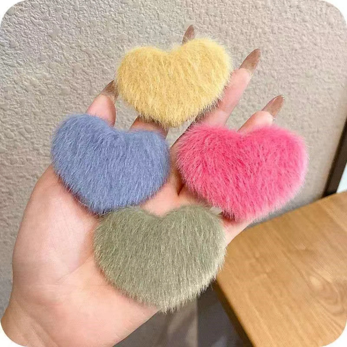 8Pcs Plush Side Bangs Clip for Women Colorful Love Heart Plush Fluffy Hair Clips Barrettes Hairpins Girls Hair Accessories