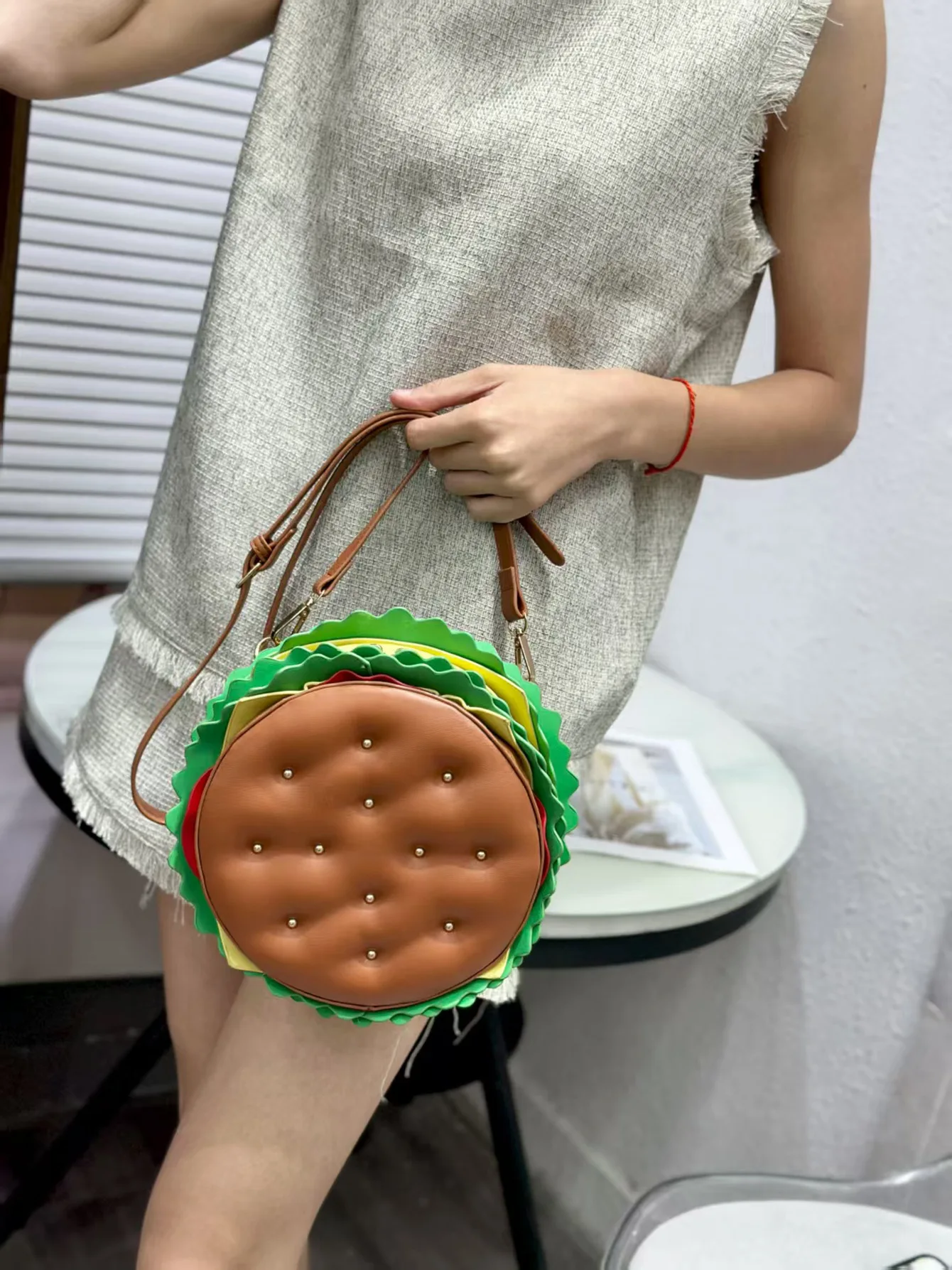 Bolsa de couro pu em formato de hambúrguer, bolsa em formato especial, fofa, criativa, caça, tendência de rua