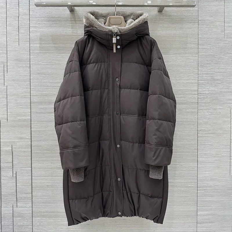 หมวกหนังขนสัตว์เย็บติดซับในไนลอนคุณภาพสูงสำหรับผู้หญิง เสื้อแจ็คเก็ตขนเป็ดความยาวปานกลาง เสื้อผ้าฤดูหนาว 25100425