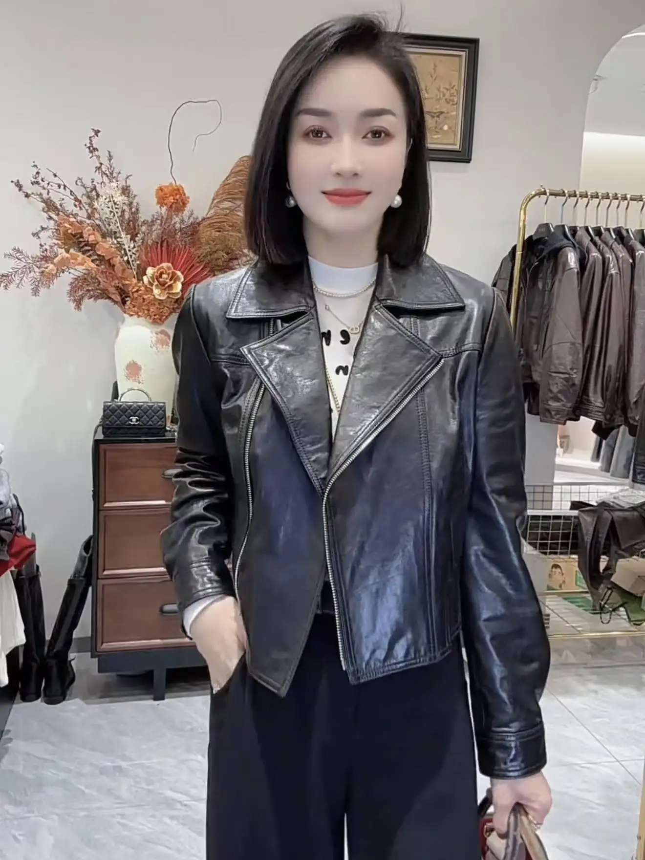 

Ning 2025 New Sle Women's Leather Jaet eepskin Coat Luxury Feel Long Sve Zipper Closure Regular Length