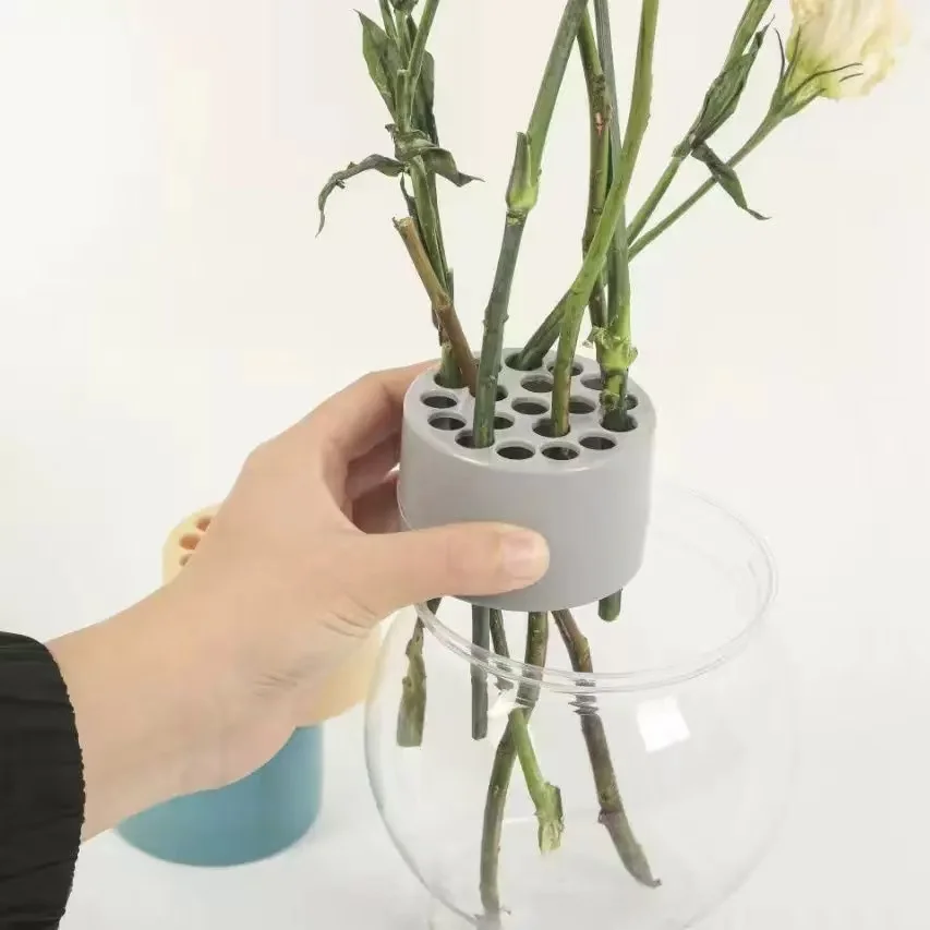 Transparent Plastic Spiral Flower Arrangement Tool Wonder Tool for Crafting And Home Decor
