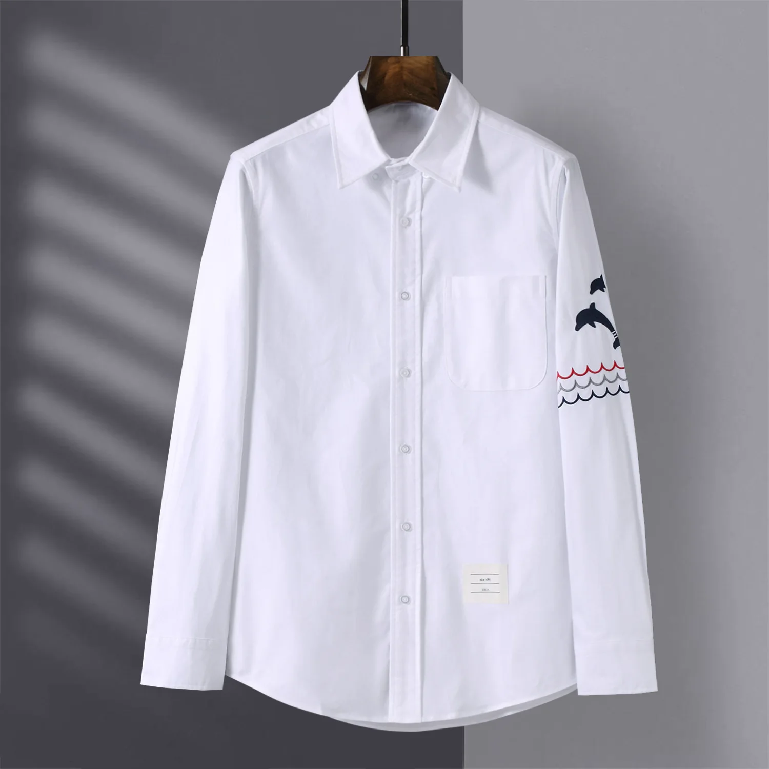 

TB Shirt With Whale Embroidered Men Summer Sun Breathable Oxford Shirt Long Sleeved Flip Collar High Quality Academy New 2024