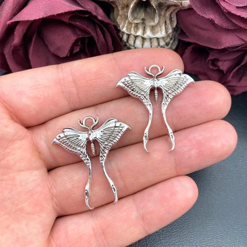 6 Stück 35*31mm Gothic Schmetterlings-Motten-Anhänger, Luna-Motten-Charms, Designer-Anhänger für Schmuckherstellung, DIY-Schmuckzubehör – Detail 4