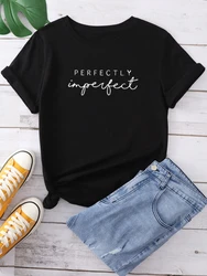 Camiseta con estampado de letras imperfectas para mujer, camiseta negra de manga corta informal Harajuku, ropa de calle para mujer