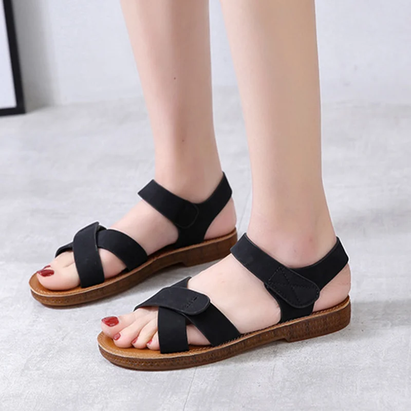 2022 Summer Women\'s Sandals PU Hook Loop Woman Flat Shoes Open Toe Classic Ladies Sandals Casual Rome Soft Leather Beach Shoes