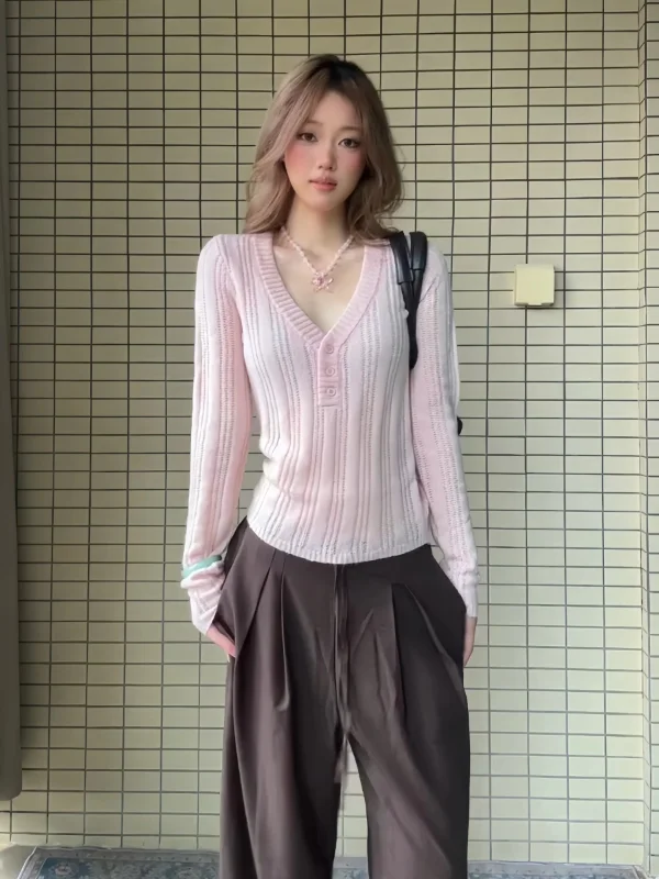 

Розовый вязаный свитер больших размеров с V-образным вырезом и ажурными элементами, с длинными рукавами, удобный для повседневной носки, женская модная осенняя новинка