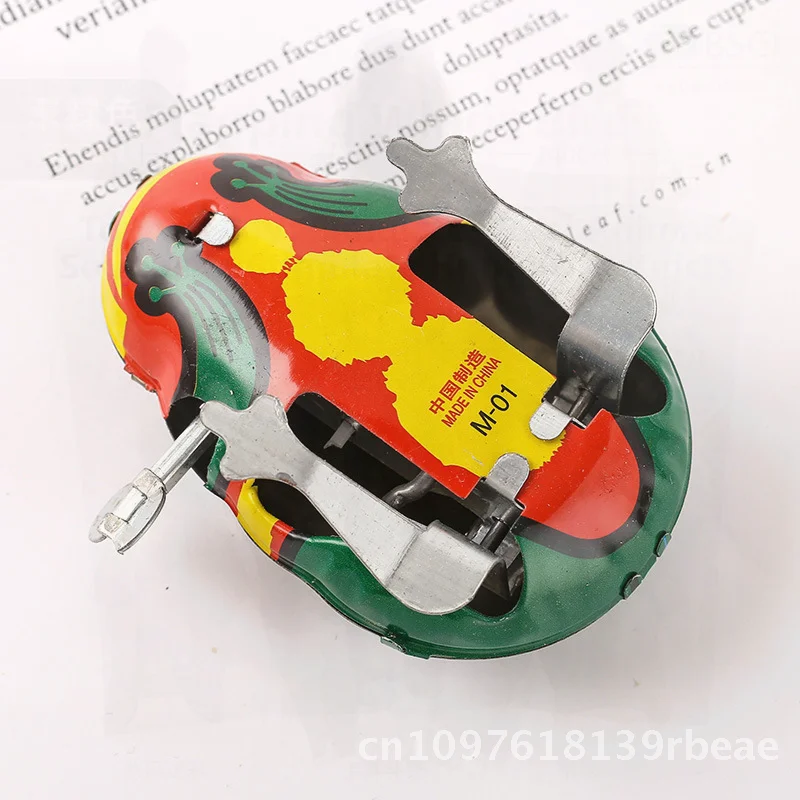 القصدير الضفدع لعبة الحنين الربيع تحميل القفز الطفل سلسلة لعبة معدنية خمر بالجملة