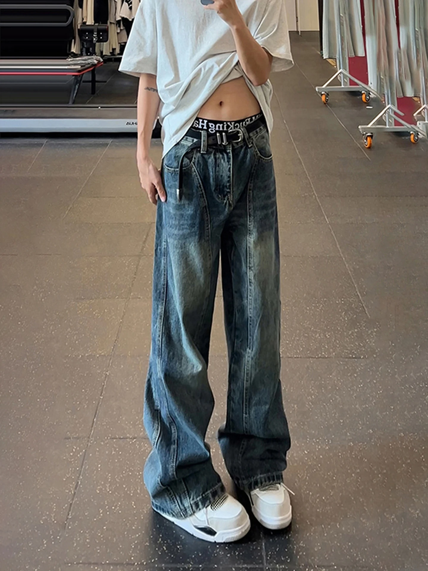 American Sle Vintag… - image