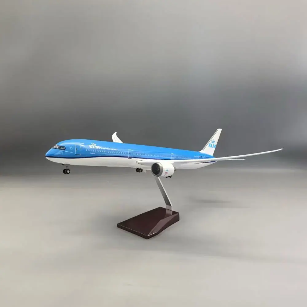 43CM B787-10 KLM Plane Model Resin 1/145 Scale Aircraft 787 With Landing Gear Wheels For Collections And Displays Souvenir Plane