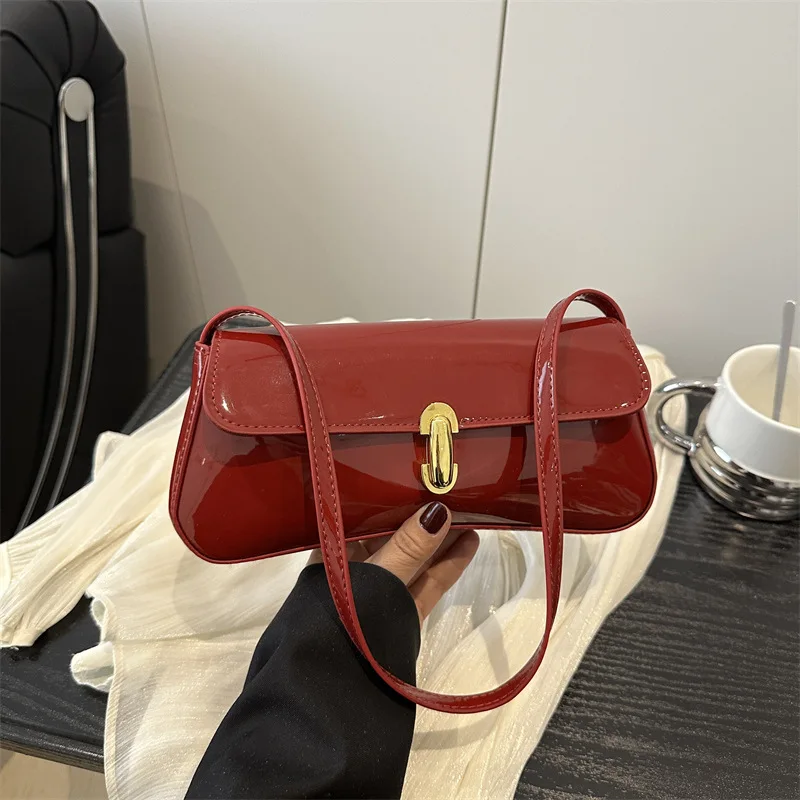 Bolso vintage de piel sintética aceitada con solapa para mujer, bolso de hombro para axila, bolso de mano Baguette con hebilla, adecuado para citas, salidas, fiestas