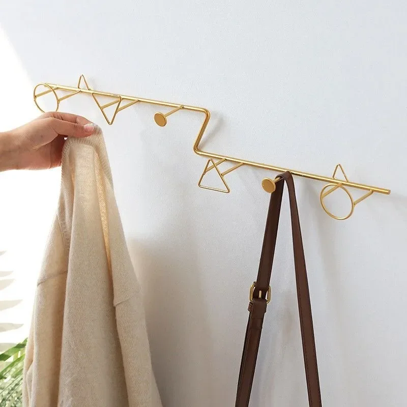 

Modern Stand Hangers Clothes Racks Cheap Independent Metal Gold Wall Coat Racks Suit Percheros Para Ropa Entrance Hall Furniture