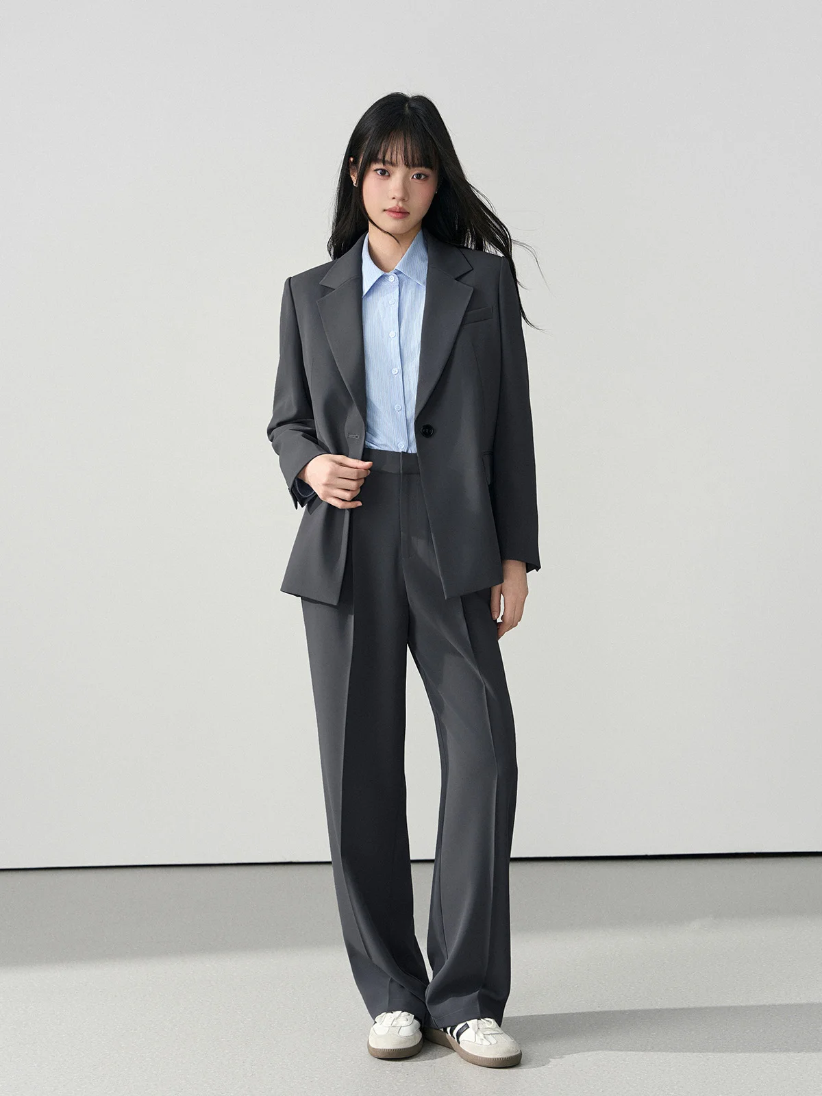 

Berd Miss Formal Grey Suit Set Women's Summer Professional High-End Feeling College Student Suit Jacket Commute Wind Straight...
