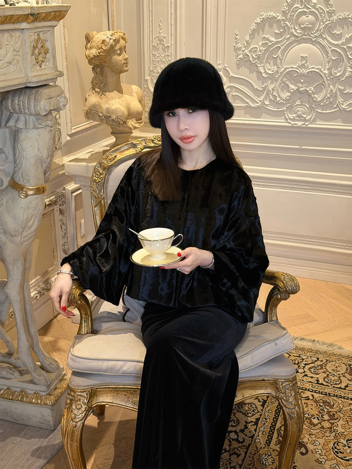 

Пальто Liu Xiong из ацетатного меха, глянцевое, винтажное, для состоятельных дам, теплое, с длинными рукавами, круглым вырезом, свободного кроя