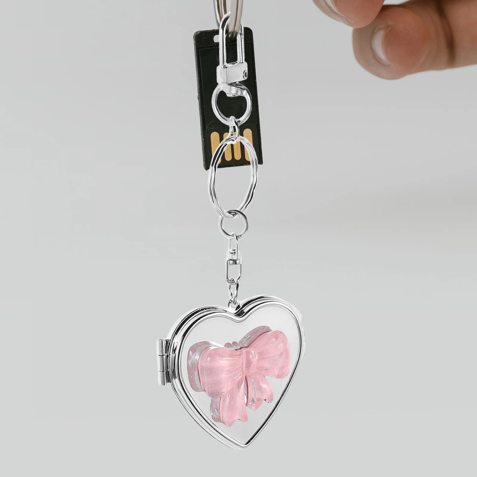 3Pcs Heart Shaped Mirror Keychain Bow Decor Cute Compact Vanity Portable Purse Valentine's Day Gift Heart Mirror with Bow