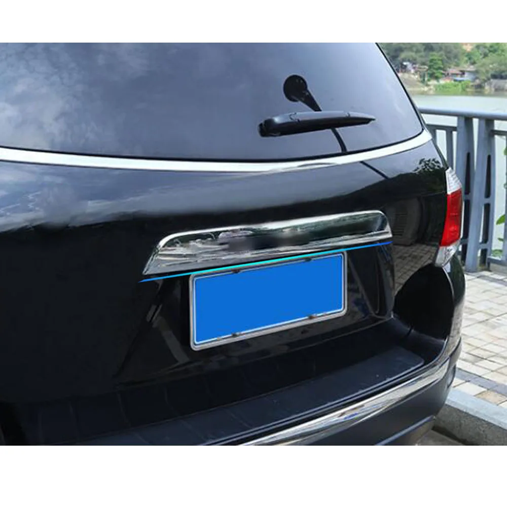 Car Rear Door License Tailgate Bumper Frame Plate Trim Lamp Trunk Stick For Toyota Highlander 2008 2009 2010 2011 2012 2013 2014