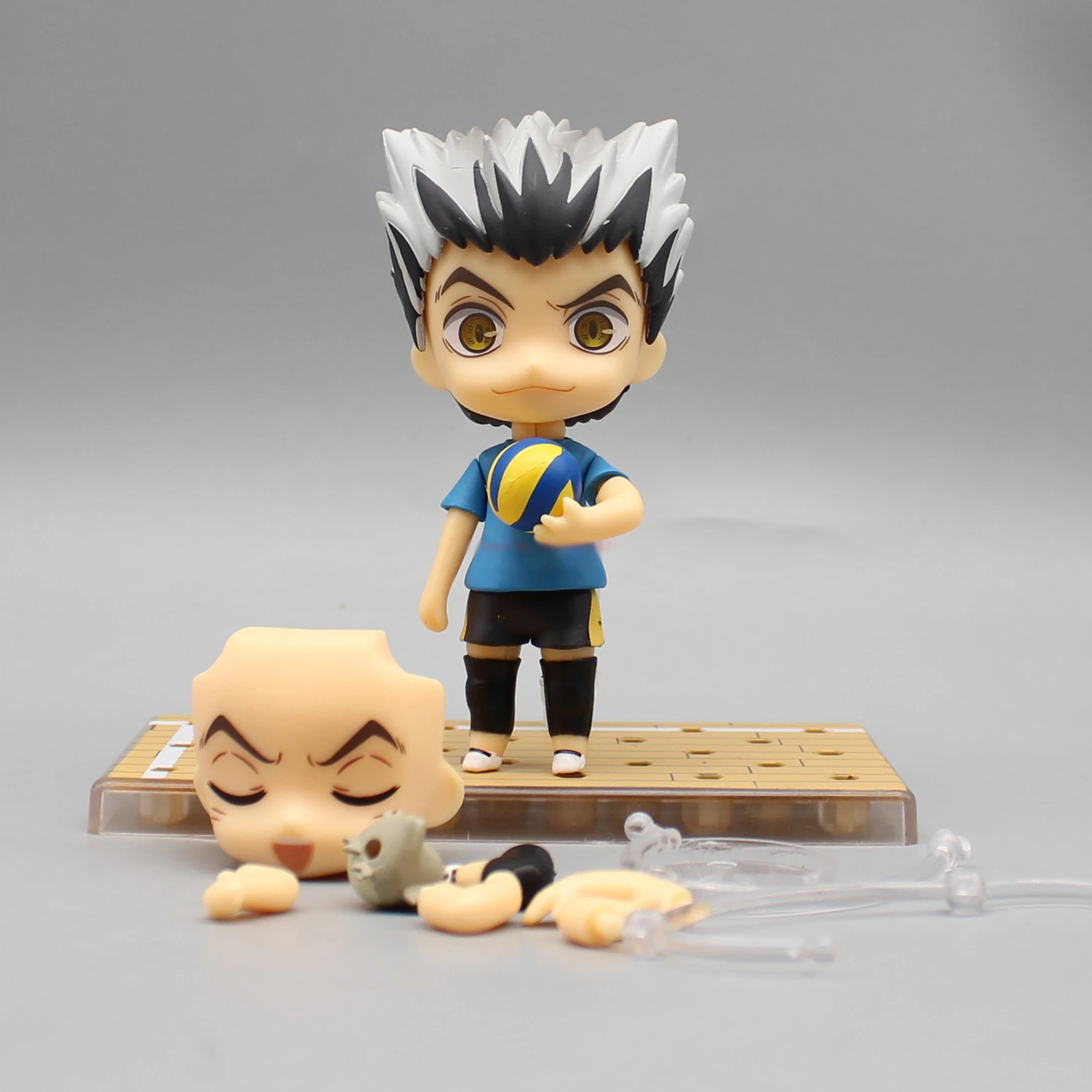 Sato　　　　ハイキュー‼️ ハイキュー!! スクエア缶バッジセット（制作現場風） 日向・影山 – IG