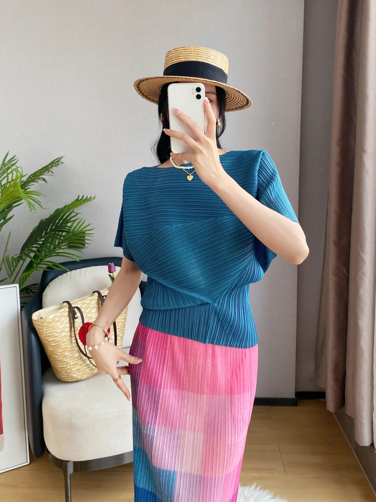 

Ele round Ne ort Sve Batwing T-irt Women's Summer Thin Loose Versatile Tee-Residence Design Pleated Top
