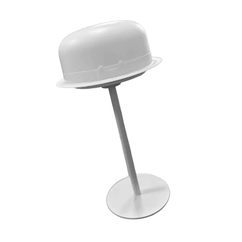 lampe-bureau-moderne-casquette-offrant-eclairage-circulaire-complet-fonctionnement-silencieux