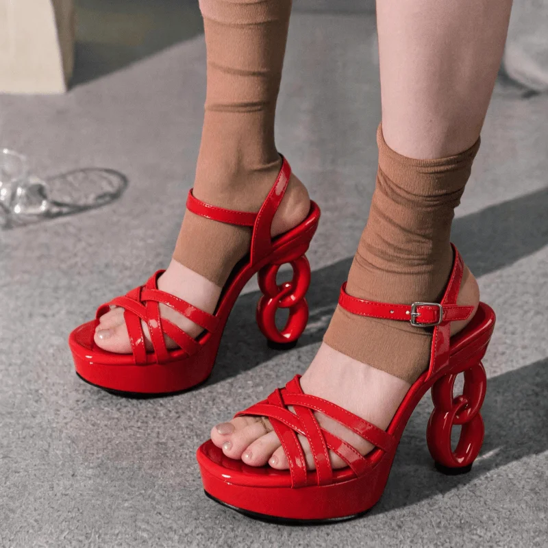 Women's Patent Strappy Platform Sandals Clear Sculptural Chain Block High Heels Open Toe Crisscross Straps Adjustable Ankle Strap Buckle