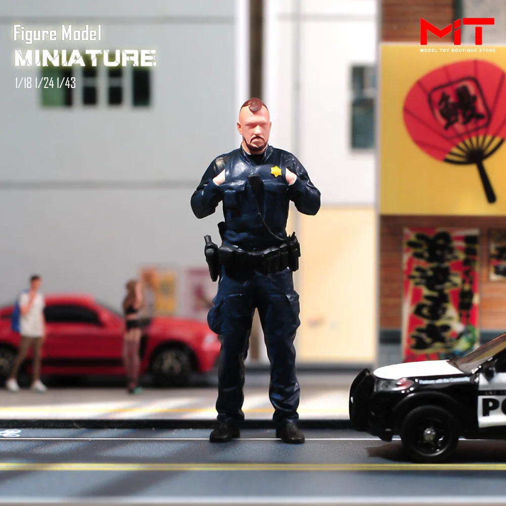 

Miniatures Figures 1/18 1/24 1/43 Beard Policeman with Gun Soldier Resin Figurine Model Creative Scene Dolls Props For Cars