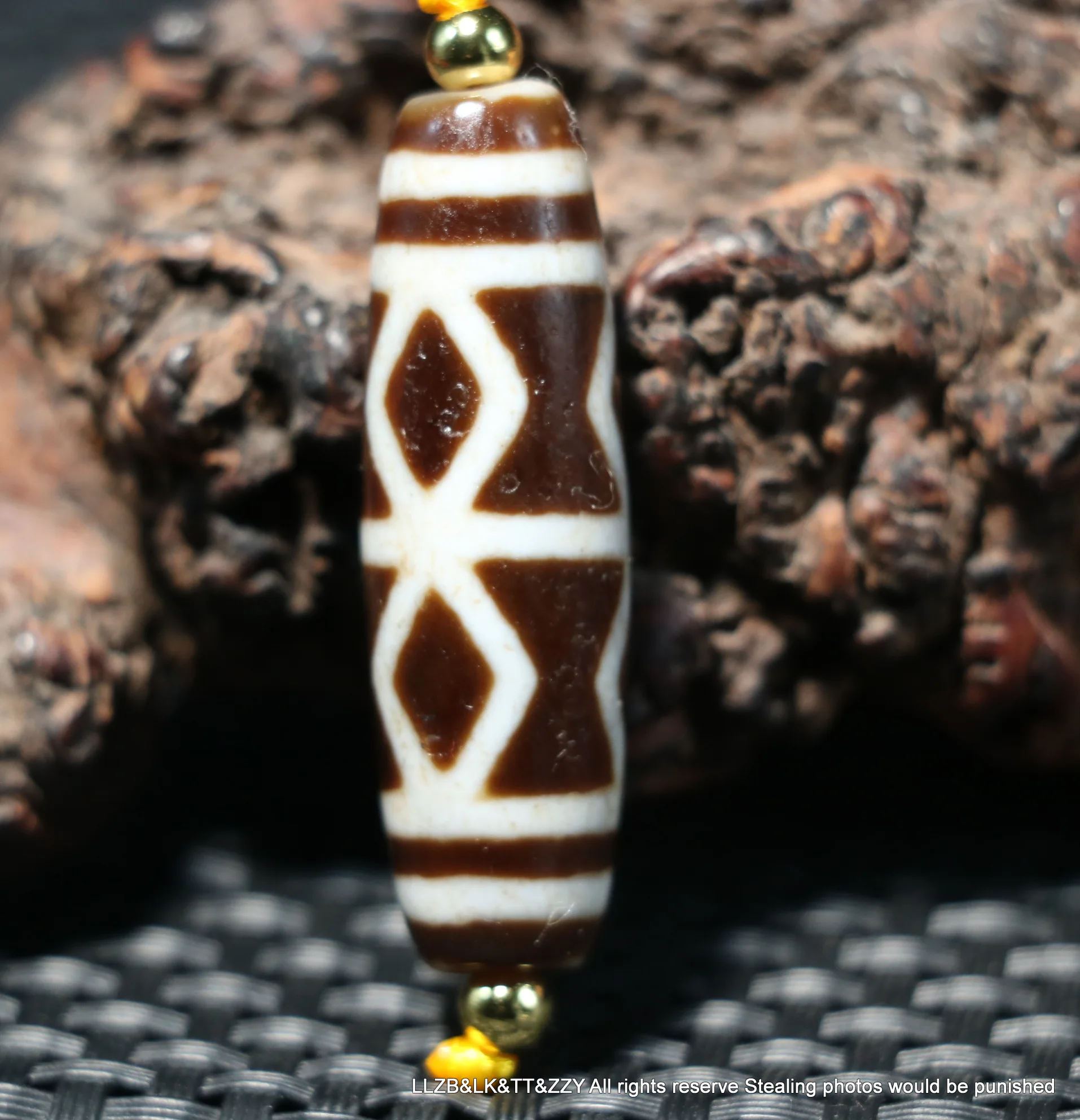 Collectible Treasure Talisman LKbrother Magic Tibetan Old Agate 6 KingKong Diamond Eyed Totem dZi Bead Pendant Amulet