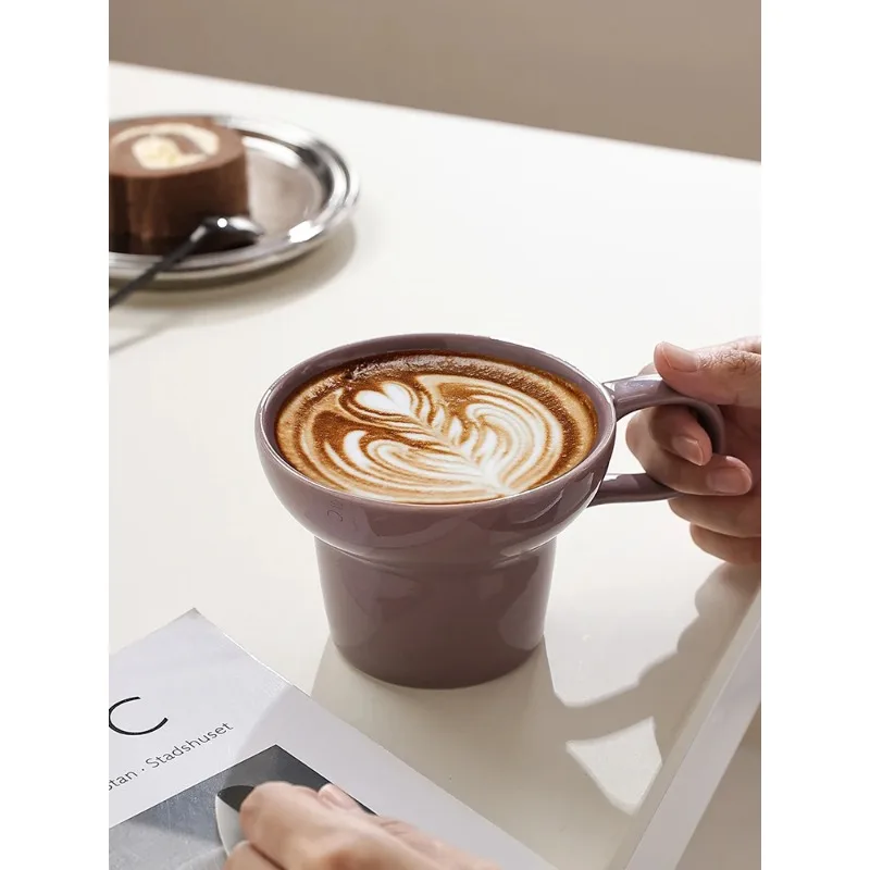 

Кофейная кружка с высоким эстетическим значением, термостойкая чашка для молока и турма, уникальный дизайн, чашка для домашнего использования, чистый цвет