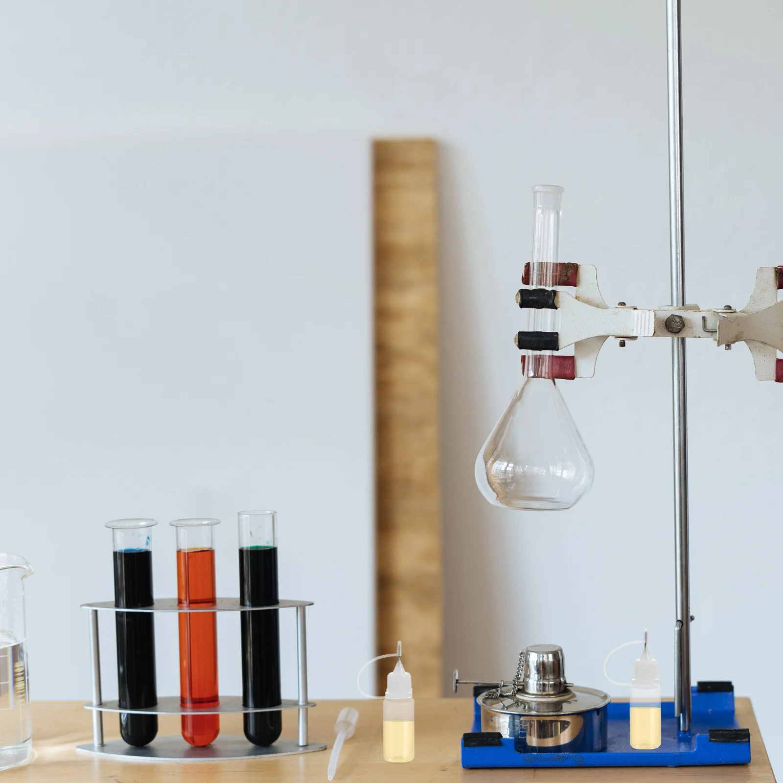 

50Pcs Refillable Plastic Squeeze Bottles Clear Needle Tip Precision Control for Laboratory Oil Paint Liquid Storage