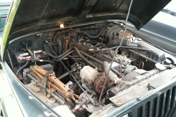 Przednie rozpórki maski silnika do Jeep Wrangler YJ 1986-1995 Modyfikacja wspornika podnośnika maski silnika Amortyzator Amortyzator Pręt Tłok Sprężyna gazowa