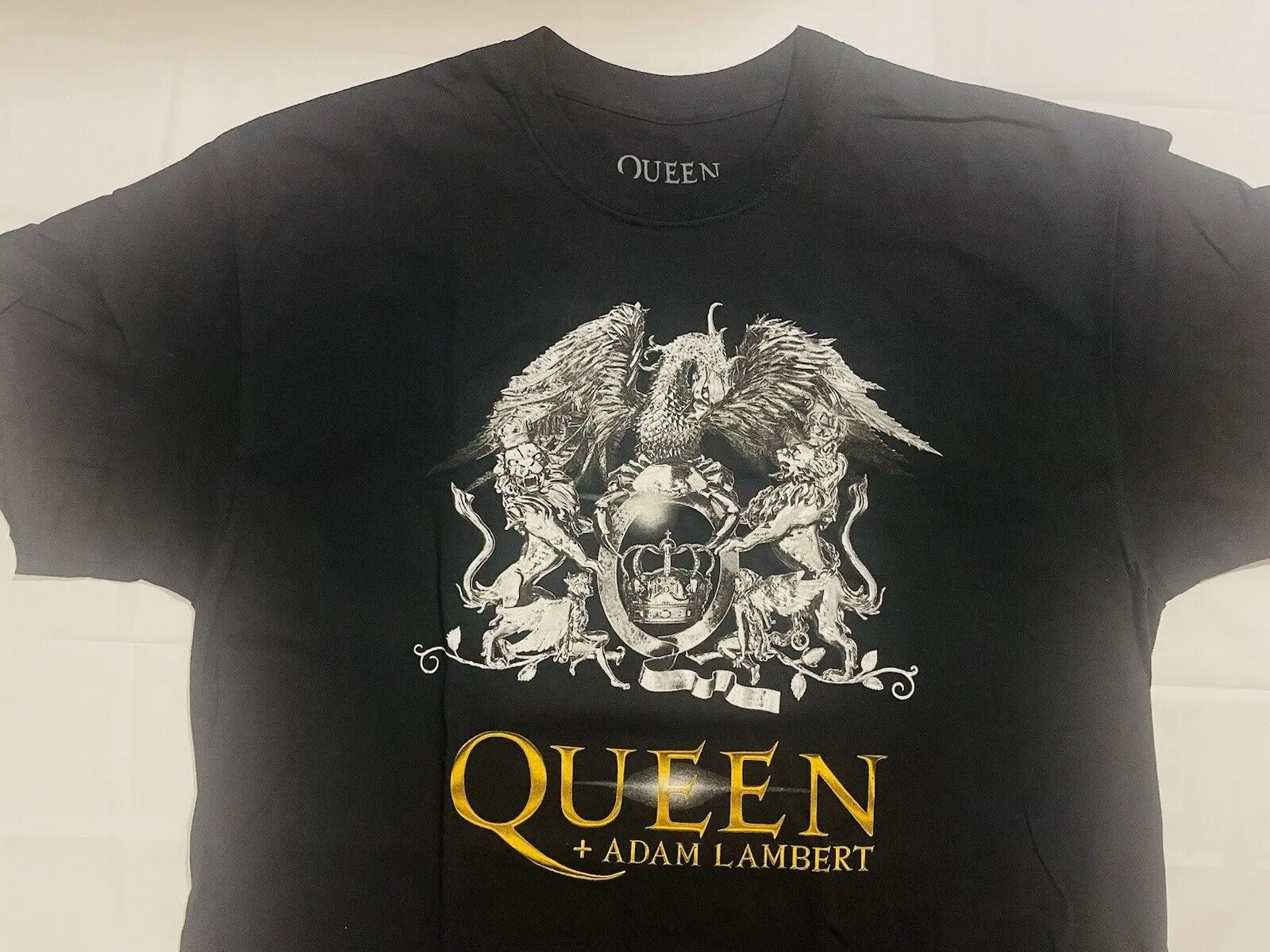 New QUEEN T-shirt XL Concert RHAPSODY TOUR 2019 Adam Lambert Logo Classic Rock