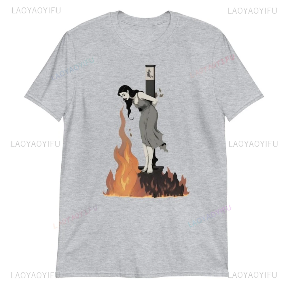 Cigarrillo con iluminación de bruja que quema el estaca, camisetas gráficas, Camiseta de algodón artística fresca de alta calidad para verano para mujer y hombre