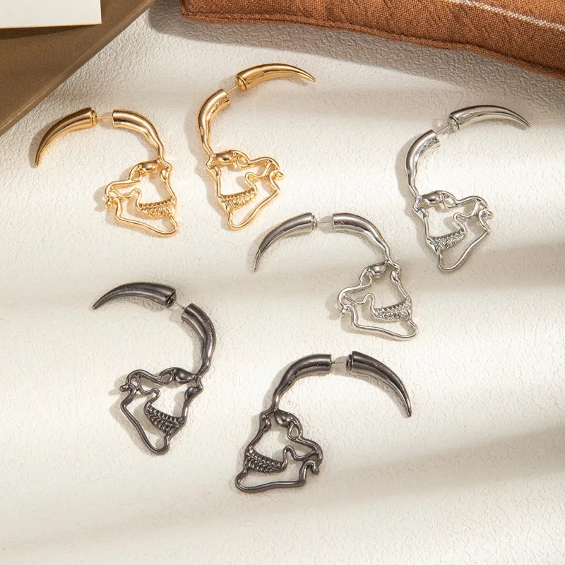 Unisex Punk Gothic Skull Stud Earrings Retro Hollow Skeleton Steampunk Halloween Jewelry Gift