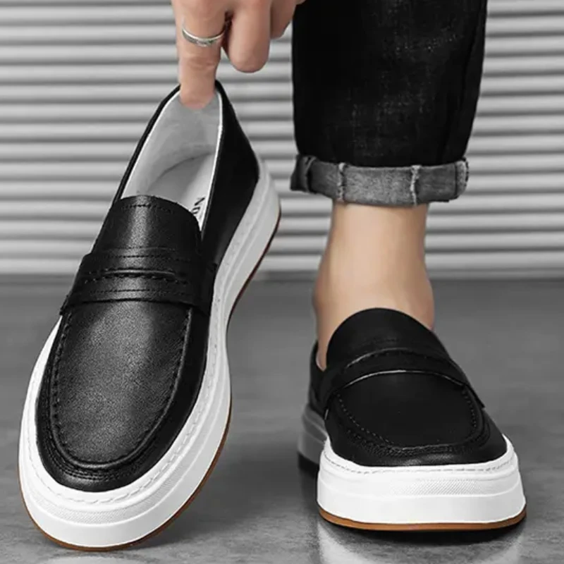 Men Leather Shoes Solid Colour Comfortable Sneakers Spring Autumn British Style Vintage Non-slip Lightweight Slip on Loafers