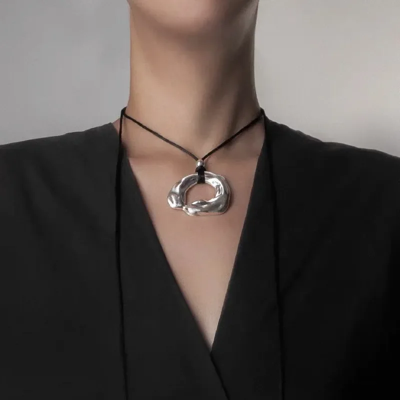 Japanese exaggerated bump pendant women's minimalist fashion leather rope long sweater chain autumn and winter light luxury