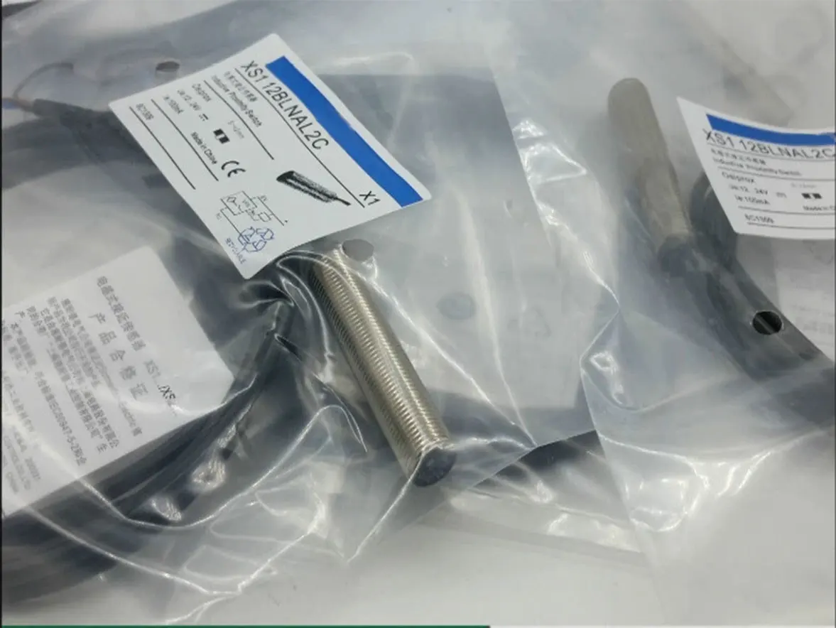 

Brand New XS112BLFAL2 XS112BLFBL2 XS112BLPAL2 XS112BLPBL2 XS112BLNAL2 XS112BLNBL2 One year warranty