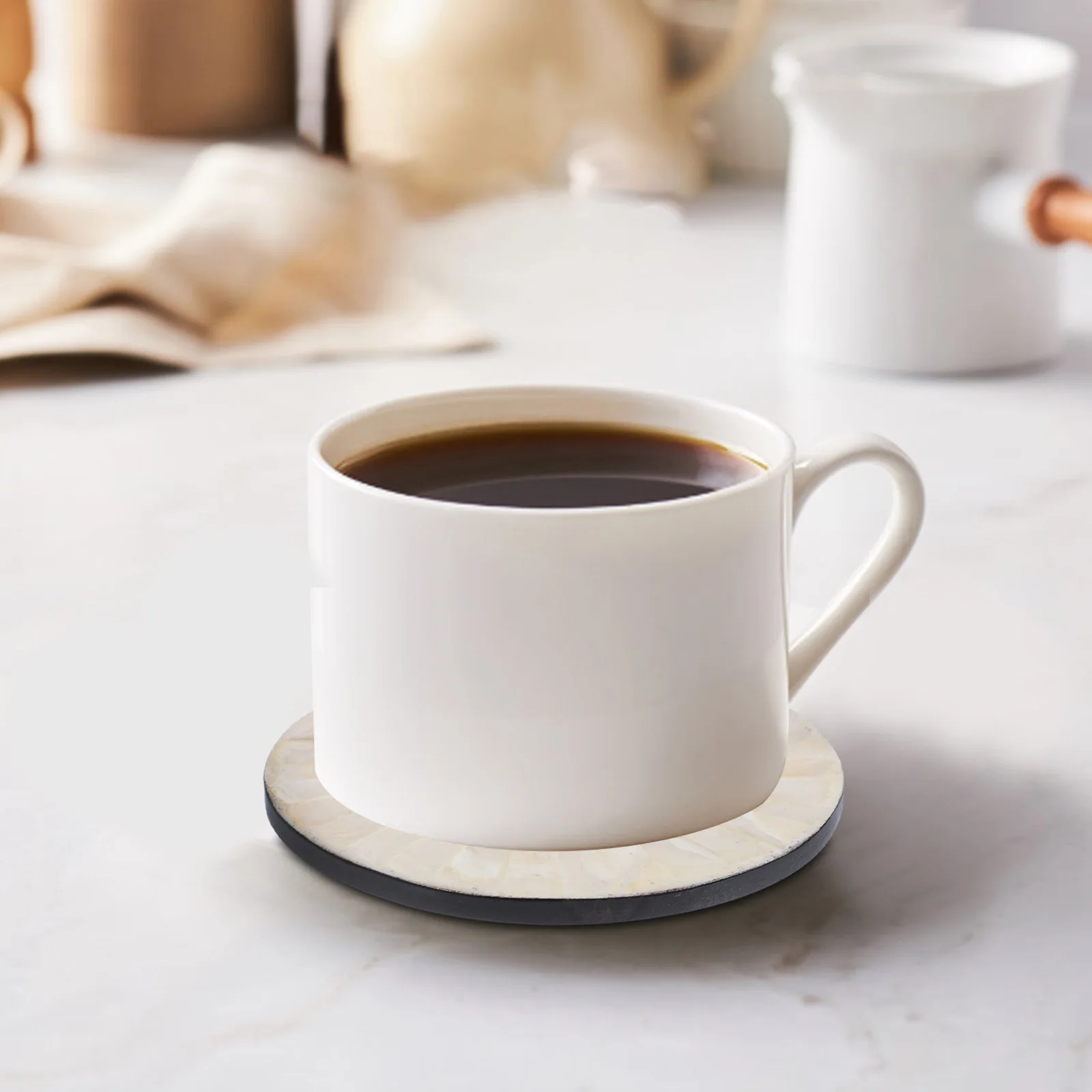 

Round Natural Shell Coaster Heat Insulation Drink Cup Mat Mug Pad Unique Decorative Coaster for Home Kitchen Table Beach Themed