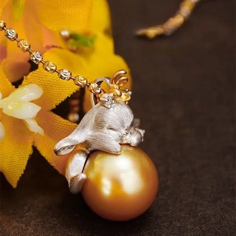 Laurel Rabbit Pendant Original Design Cute Rabbit Necklace Clarinet Chain Temperament High-end Necklace