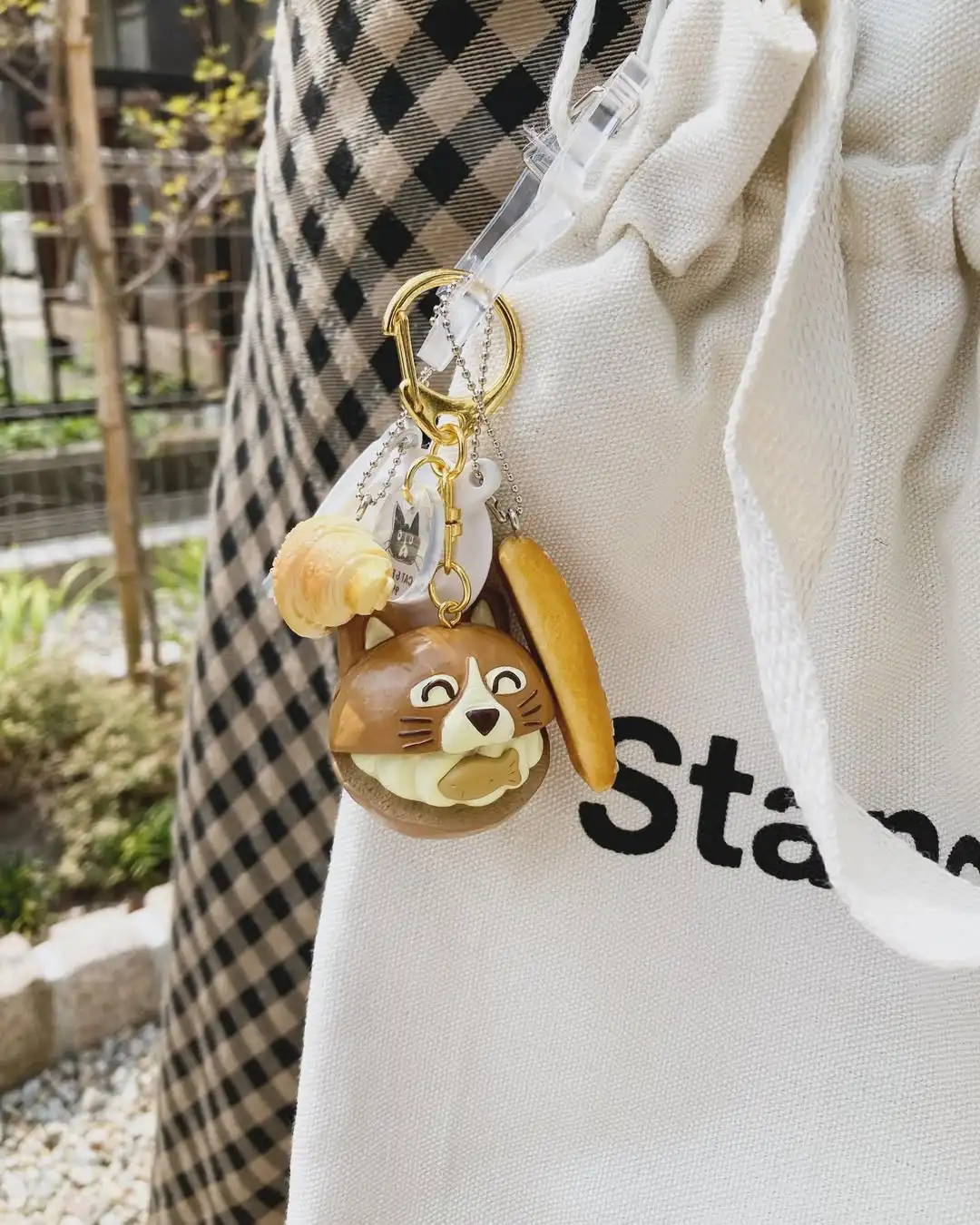 Original capsule toys cute CAT&BAKES9456 Doraneko Bread Mascot Custard Peanuts Heart Strawberry Chocolate kitten pendant figures