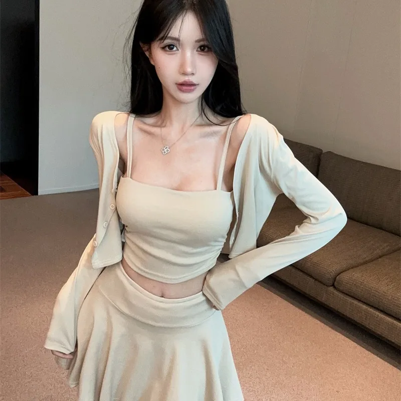 

Summer 2026 Sexy Spicy Girl Pure Desire Style Halter Neck Sleeveless Top Sunscreen Cardigan Skirt Bottoming Pants Set