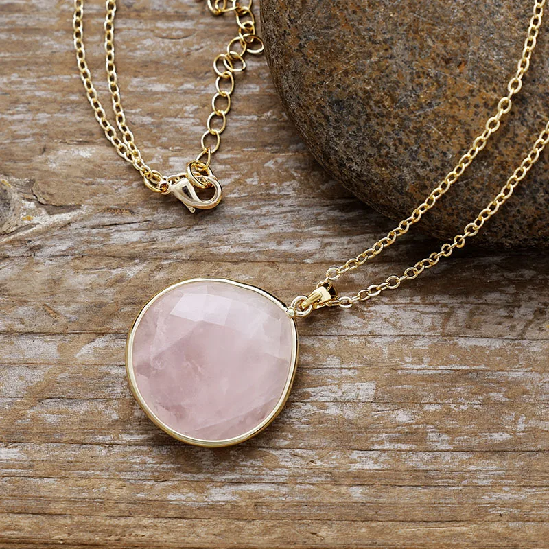 

Natural crystal stone French simple water drop pendant necklace