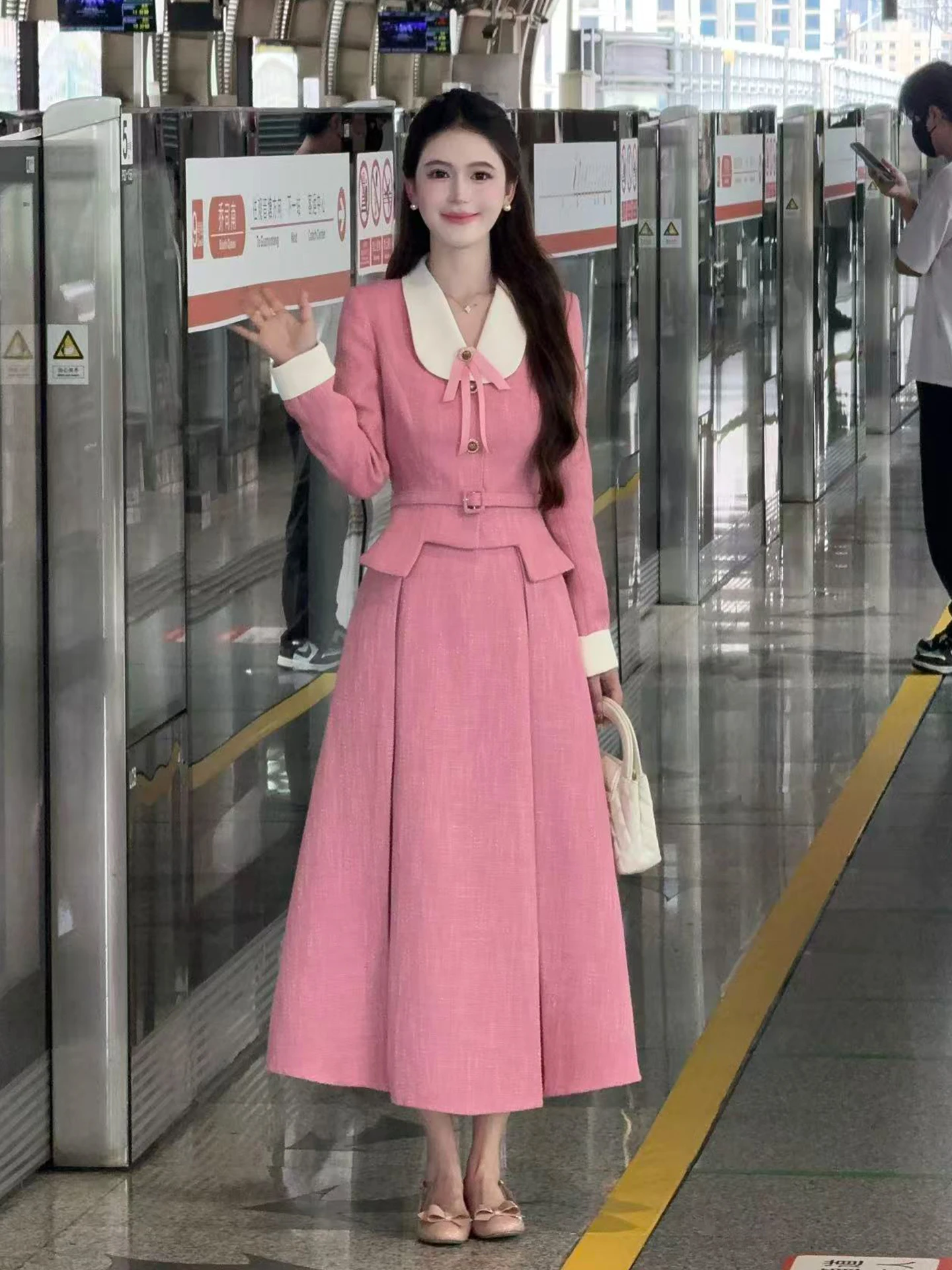 

Lili Korean Sle Small Fraance Wind Set Pink Ele Top f Skirt Precise Spring Faion Women's Ensemble Casual Workwear