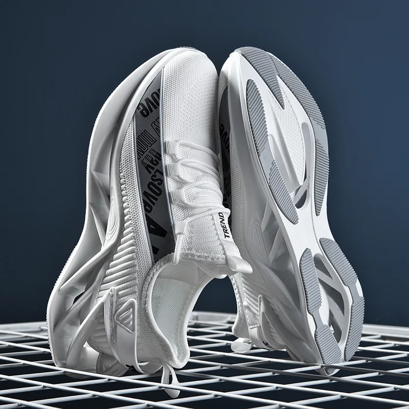 New 2025 Summer Breathable Walking Shoes Breathable Shoes Soft Bottom Shock Absorption Casual Running Shoes Very Good