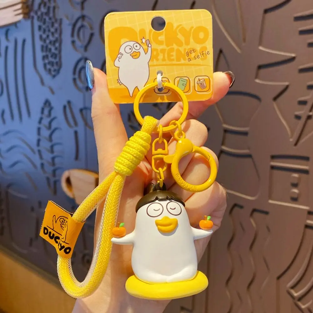 Car Ornament 3D Little Liu Duck Keychain Cute Wacky Schoolbag Pendant Cartoon Injection Molded Key Ring Charm Students