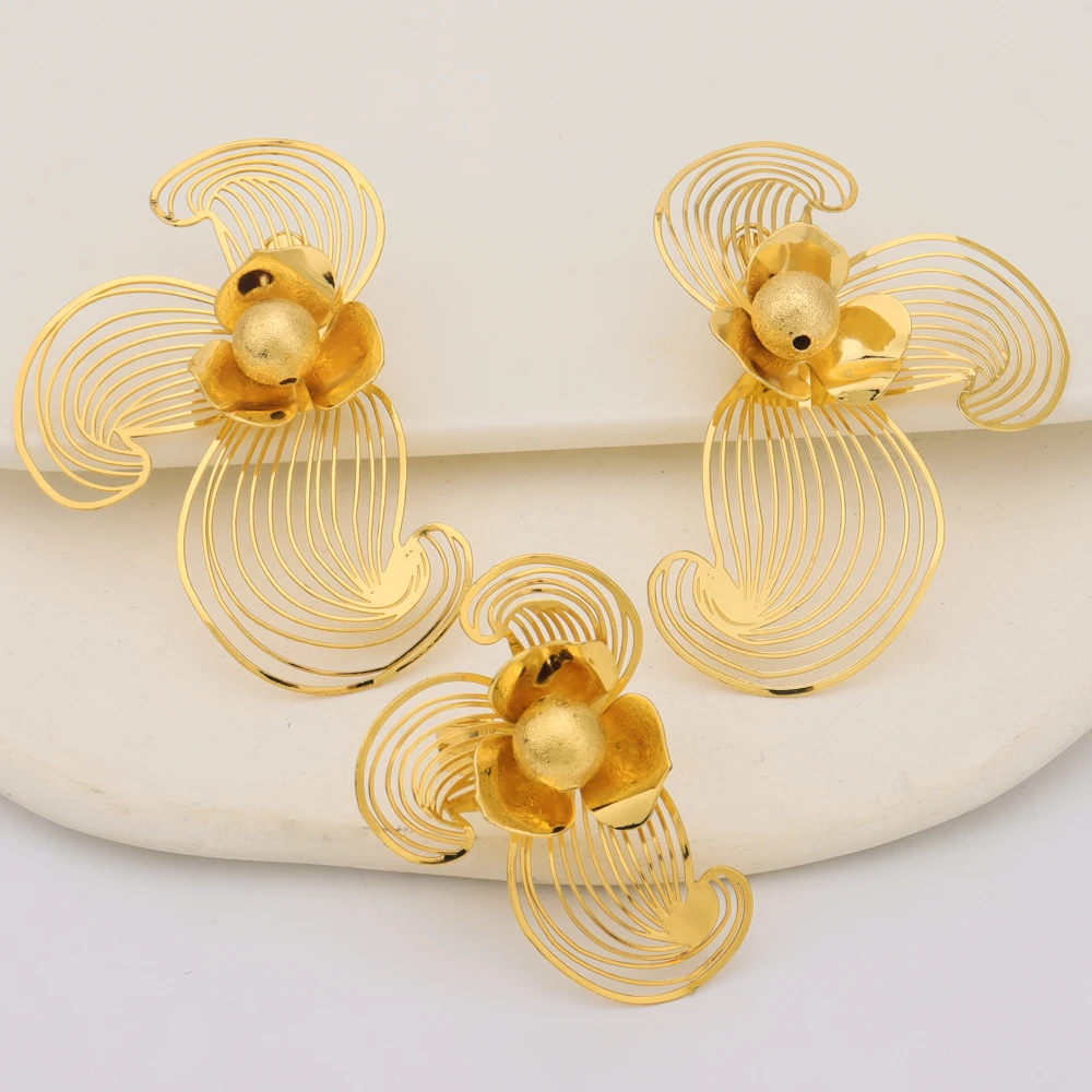 New Luxury Elegant Hollow Flower Shape Women Jewelry Set Gift For Earring and Ring Fashion Design Jewelry Set For Party
