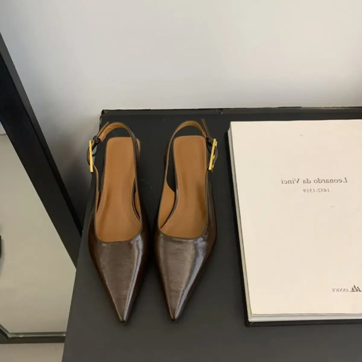 

2025 Black Summer New Women Sandal Fashion Pointed Toe Shallow Slip on Ladies Elegant Slingback Shoes Thin Med Heel Dress Mules