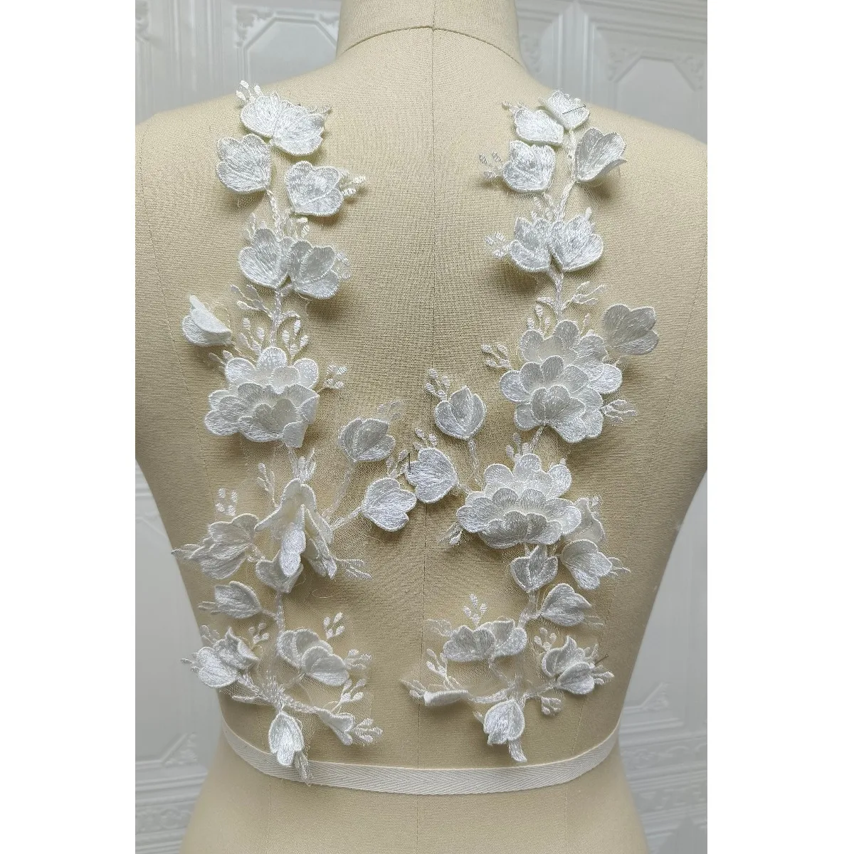 

3d Plain Flower Lace Patches For Wedding Dress Bodice Medallion Lace Patches