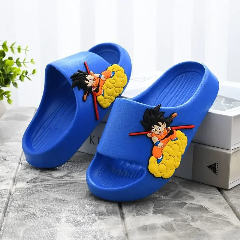 Sandal Dragon Ball Son Goku Anime Anak-anak Musim Panas Dalam Ruangan Anti-selip Sepatu Rumah Bersol Tebal Sandal Luar Ruangan Sandal Kamar Mandi
