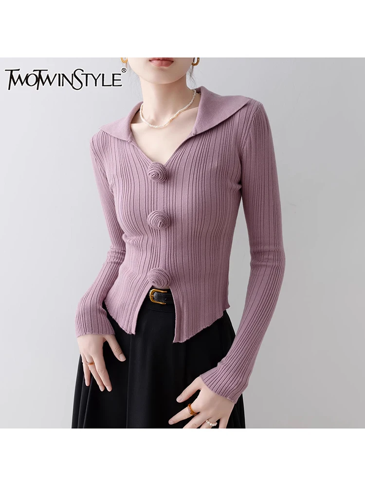 

TWOTWINSTYLE Solid Patchwork Appliques Elegant Sweater For Women Lapel Long Sleeve Slimming Casual Sweater Female Autumn Fashion