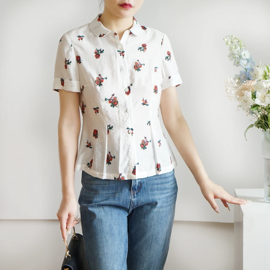 

White Floral Print Silk Cotton Short Sleeve Shirt Women's Slim Fit Top Refreshing CY290 Casual Style Collar Button Closure