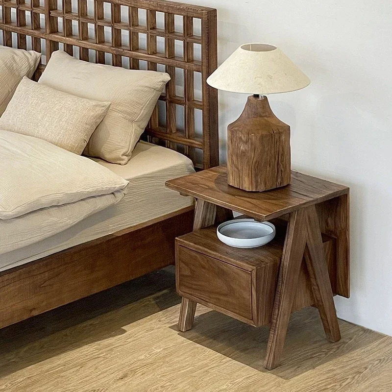 Mesita de noche wabi de nogal arenoso, mesita de noche de madera maciza para dormitorio